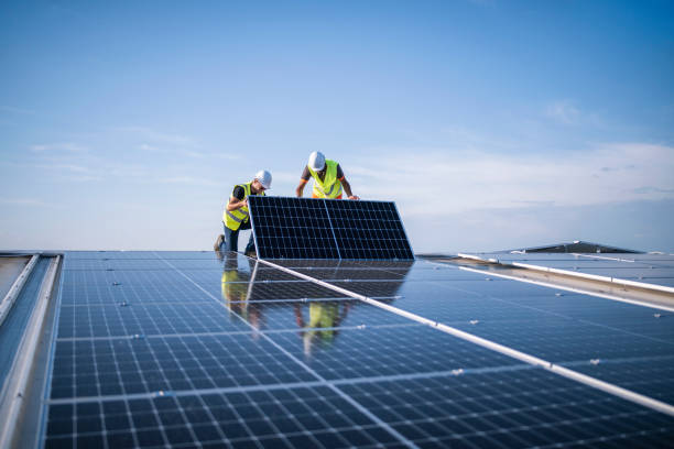 Best Solar Panel Roofing Installation  in Greenhills, OH